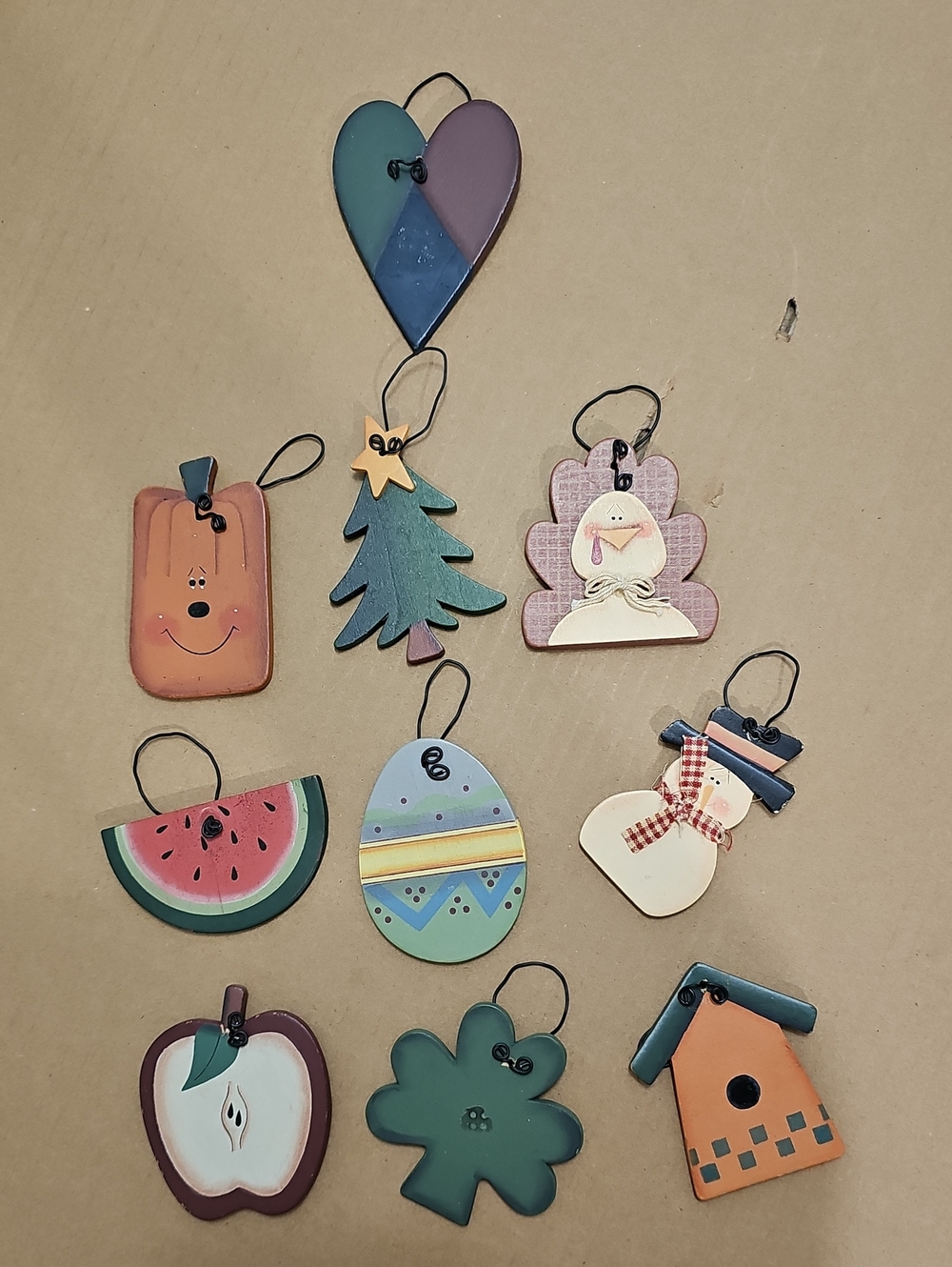Cute Assorted Season/holiday Wooden Hanging Ornaments -  Wreath,vase Or Baskets!